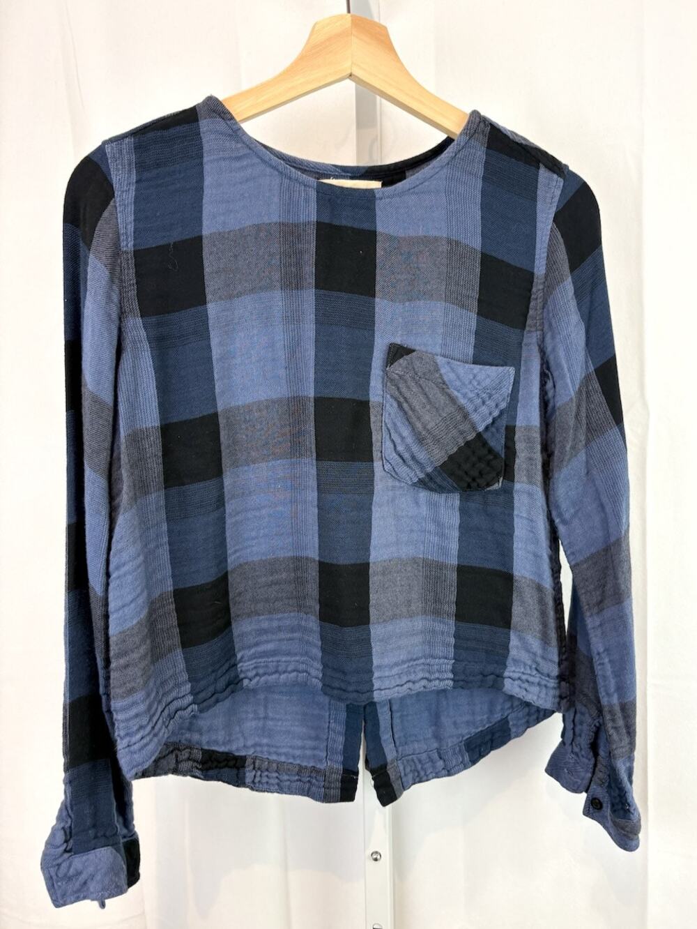 CLOTH & STONE Size XS Plaid Long Sleeve Lace Up Split Back Top Blue